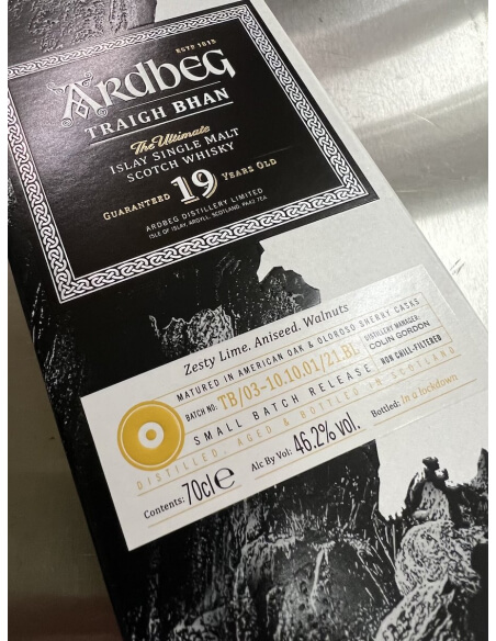 Whisky Ardbeg THRAIGH BHAN 19 YEARS BATCH 03 - 46.2% - 70 CL