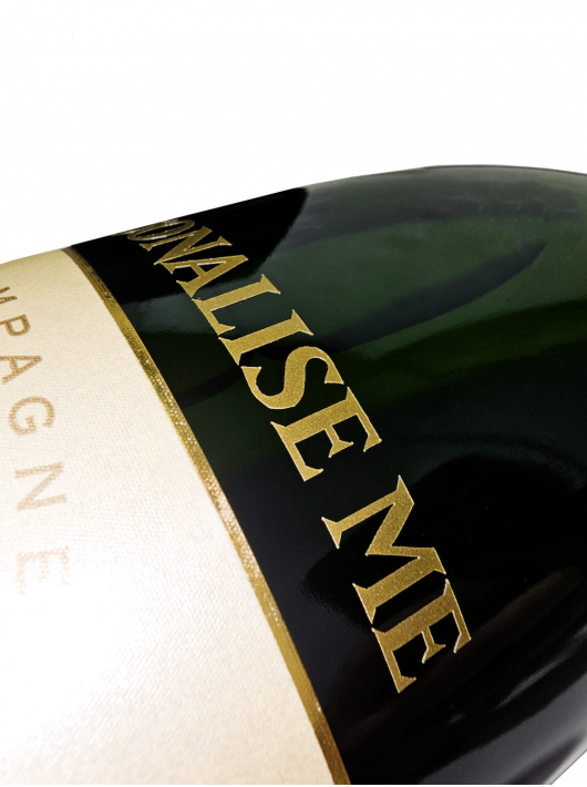 Misterchampagne.ch Personnalisation de votre bouteille 15 lettres dorées