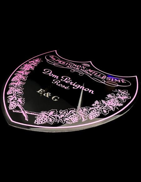 Dom Pérignon Individuelles Metallschild für Giftbox Rosé - maximal 3 Buchstaben