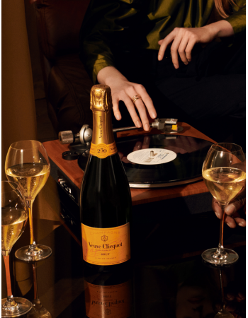 Veuve Clicquot Brut Carte Jaune - 75 cl 2