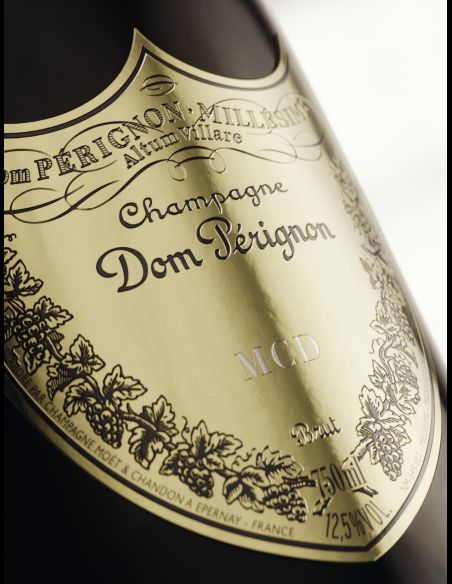 Dom Pérignon Bouclier en métal personnalisé pour bouteille - 3 lettres maximum