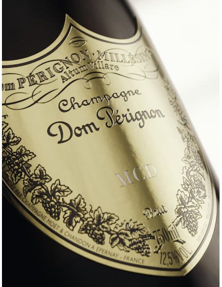 Dom Pérignon Bouclier en métal personnalisé pour bouteille - 3 lettres maximum