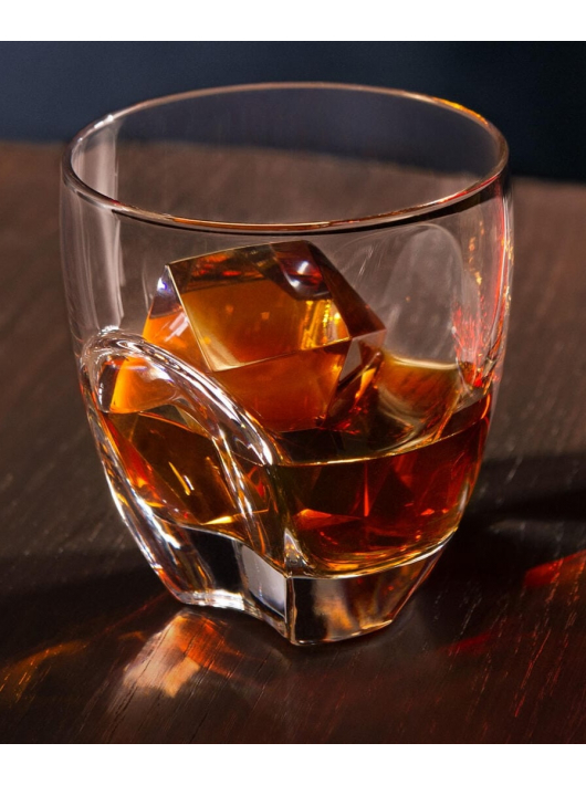 Cognac Hennessy 2 Verres hennessy BY T. BASTIDE