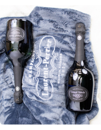 Laurent-Perrier Set 1 Duvet d’extérieur avec logo Laurent-Perrier brodé & 2 Bouteille Grand Siècle Brut N°26 - 2 x 75 cl