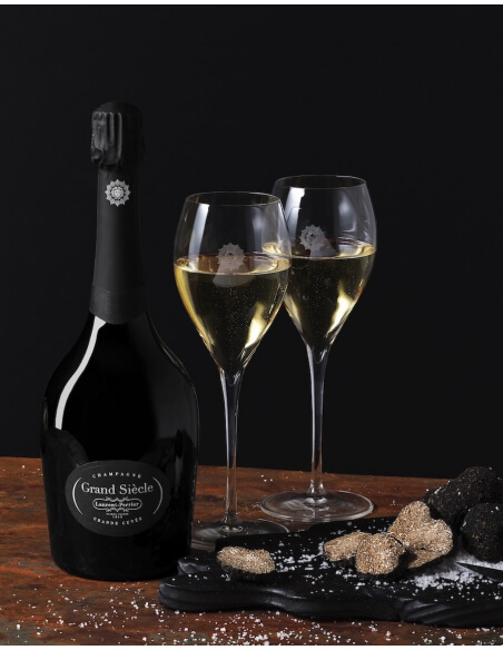 Laurent-Perrier Grand Siècle Brut N°26 & 2 Grand Siècle Glasses - 75 cl