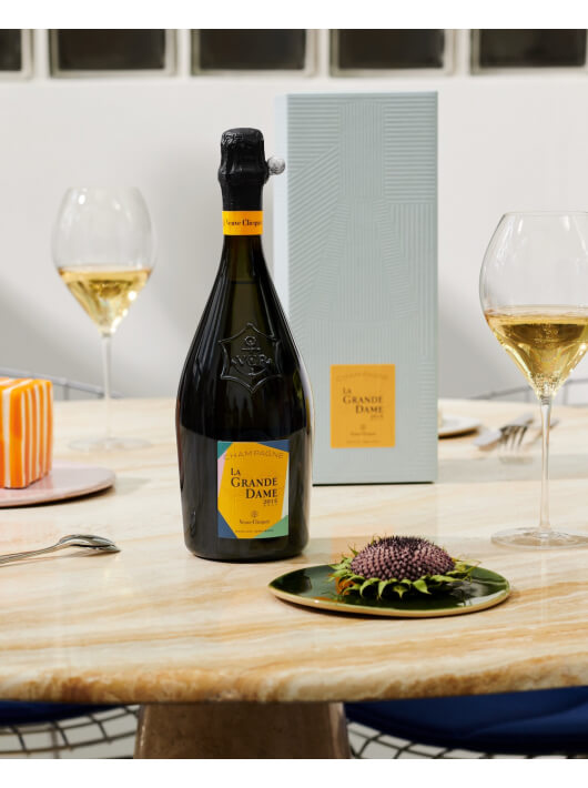 Veuve Clicquot Set 2 verres & La Grande Dame Rosé BY Paola Paronetto Vintage 2015 - 75 cl