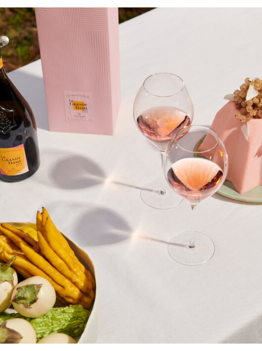 Veuve Clicquot Set 2 verres & La Grande Dame Rosé BY Paola Paronetto Vintage 2015 - 75 cl