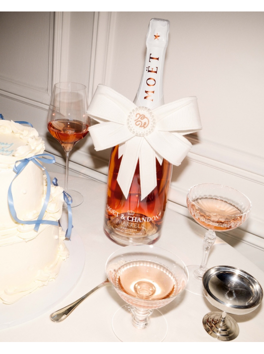 Moët & Chandon X PHARRELL WILLIAMS Magnum Nectar Impérial Wooden Box - 150 cl