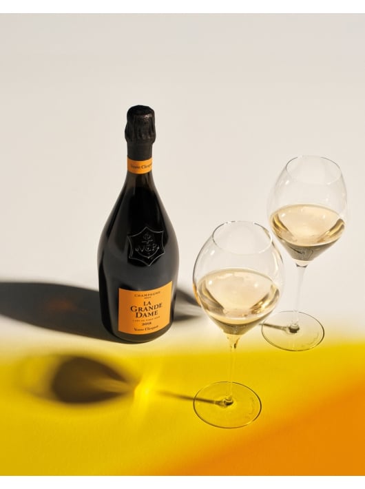 Veuve Clicquot Set 2 glasses & La Grande Dame Brut Vintage 2018 - 75 cl