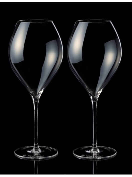 Veuve Clicquot 2 prestige glasses La Grande Dame