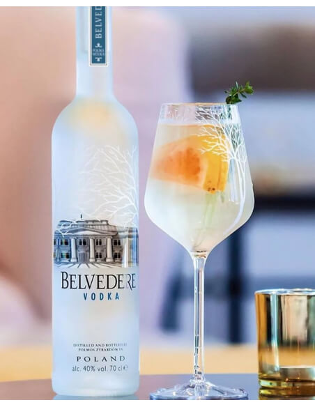 Belvedere Vodka & Champagne Set Cocktail Royale