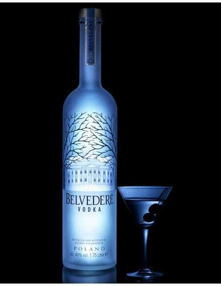 Vodka Belvedere PURE "LED" ILLUMINATOR - 40% CHF 149,00  Vodka Belvedere