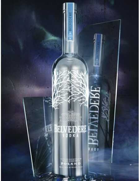 Vodka Belvedere MAGNUM "LED" BESPOKE SILVER & Gravure personnel - 40% - 175 CL CHF 199,00  Vodka Belvedere