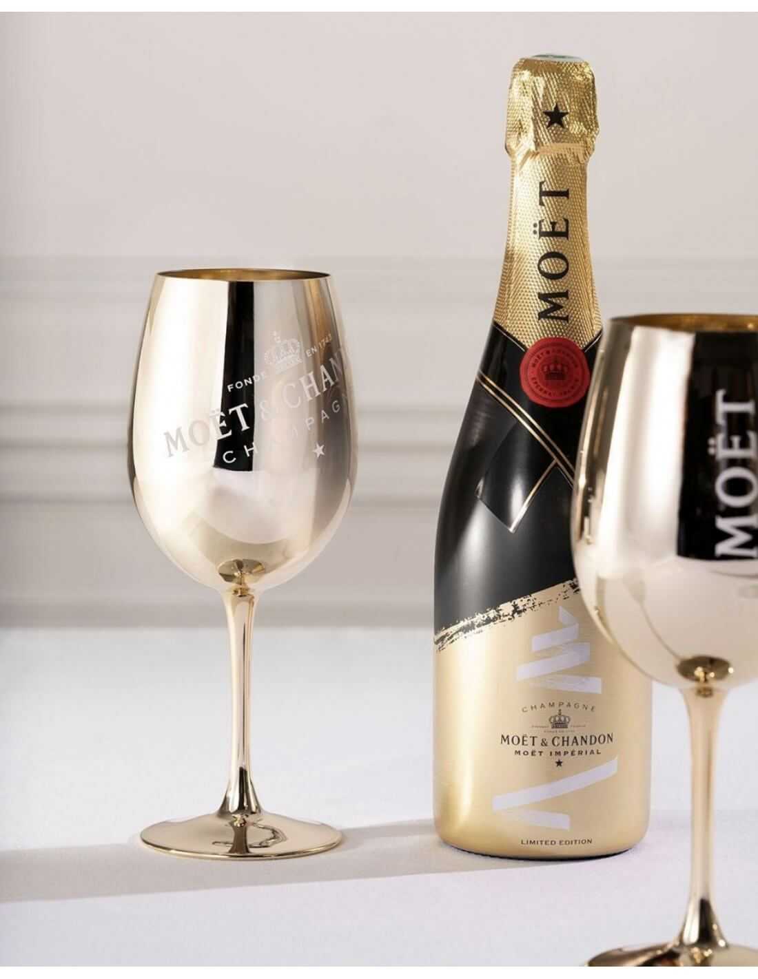 Moët & Chandon Package Limited Edition 2 Ceramics Gold Glasses & 1