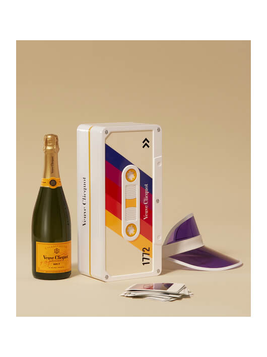 Veuve Clicquot Yellow Label Retro Chic Tape "Stripe" 75 CL