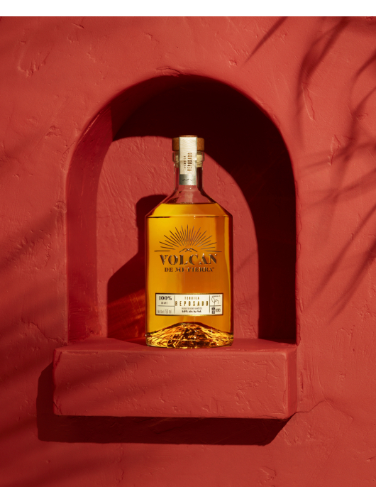 TEQUILA VOLCAN RESERVA REPOSADO - 40% - 70 CL