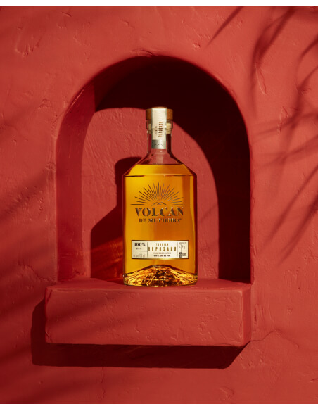 TEQUILA VOLCAN RESERVA REPOSADO - 40% - 70 CL