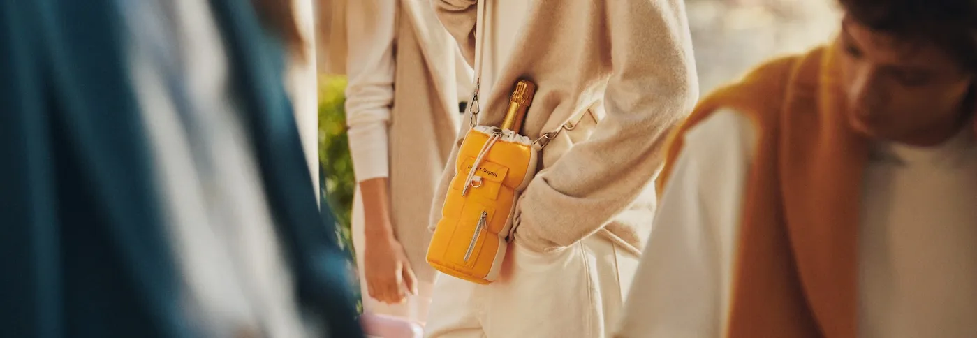 VEUVE CLICQUOT PUFFY